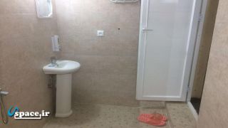سرویس بهداشتی اتاق های مجموعه اقامتی بام کوتنا - قائم شهر